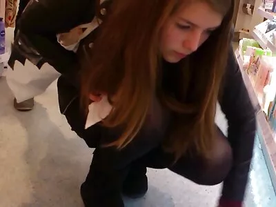 Fucking blondes គឺល្អបំផុត